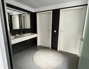 Spatiu birou 300mp (open space + 3 incaperi) zona FSEGA - Iulius Mall 