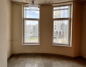 Espace Commercial à louer dans Cluj-napoca, zone Centru