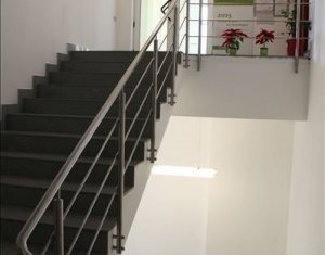 Espace Commercial à louer dans Cluj-napoca, zone Centru