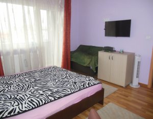 Apartament 3 camere, zona Volvo, complet dotat, doua locuri parcare