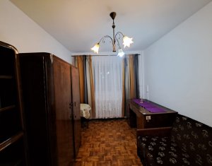 Apartament decomandat, 3 camere, balcon, Manastur
