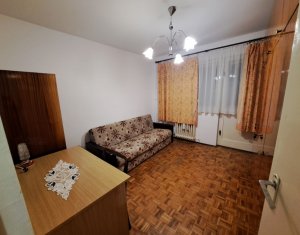 Apartament decomandat, 3 camere, balcon, Manastur