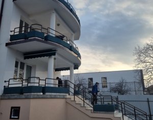 Casa individuala, 748 mp utili, 14 incaperi, ideal birouri