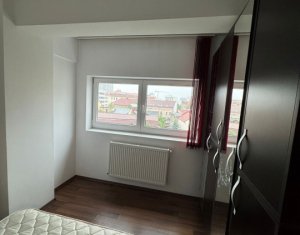 Apartament modern, zona centrala, etaj intermediar, lift