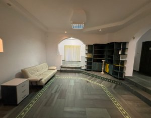 Casa de inchiriat, 180 mp, Andrei Muresanu, 6 parcari, garaj, terasa, zona Sigma