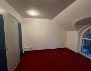 Casa de inchiriat, 180 mp, Andrei Muresanu, 6 parcari, garaj, terasa, zona Sigma