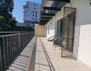 Apartament modern de inchiriat, Zona Plopilor
