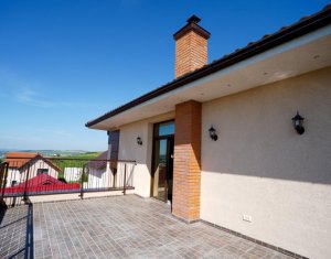 Casa individuala, 5 minute de aeroport, Sannicoara, Cluj