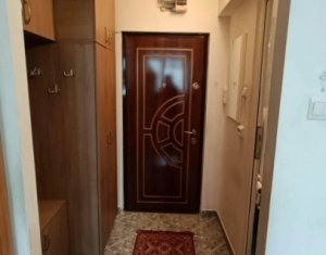 Garsoniera cu nisa de dormit, Manastur, zona BIG