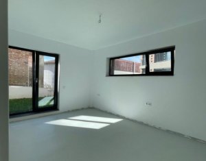 De inchiriat spatiu birouri 4 incaperi 83mp, gradina, garaj, Hasdeu