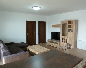 Inchiriere apartament 3 camere, finisat si mobilat, terasa, zona Iulius Mall