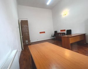 Birou 50 mp, pivniță 35 mp, 1 parcare, Ultracentral - Bd. Eroilor